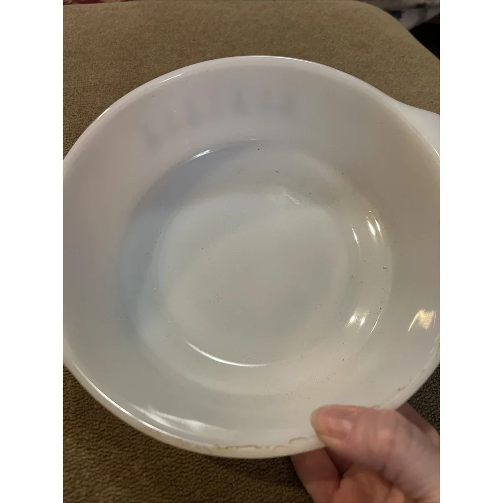 VINTAGE ANCHOR HOCKING FIRE KING CASSEROLE DISH 1.5 QT 437 Starburst (TD)